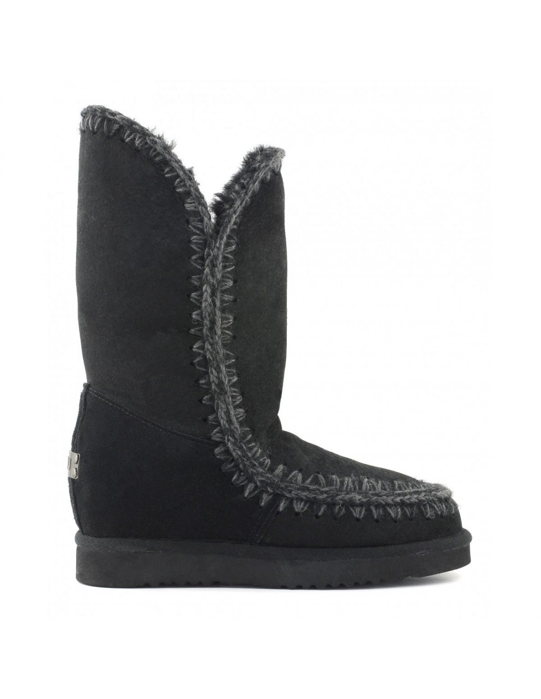 slim line eskimo boots high in black mou