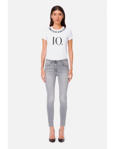 T-shirt met korte mouwen en "Limited...