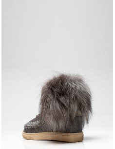mou fur boots